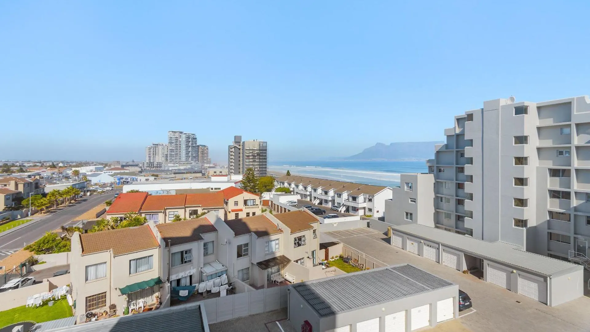 Ocean View 503 Apartment Bloubergstrand
