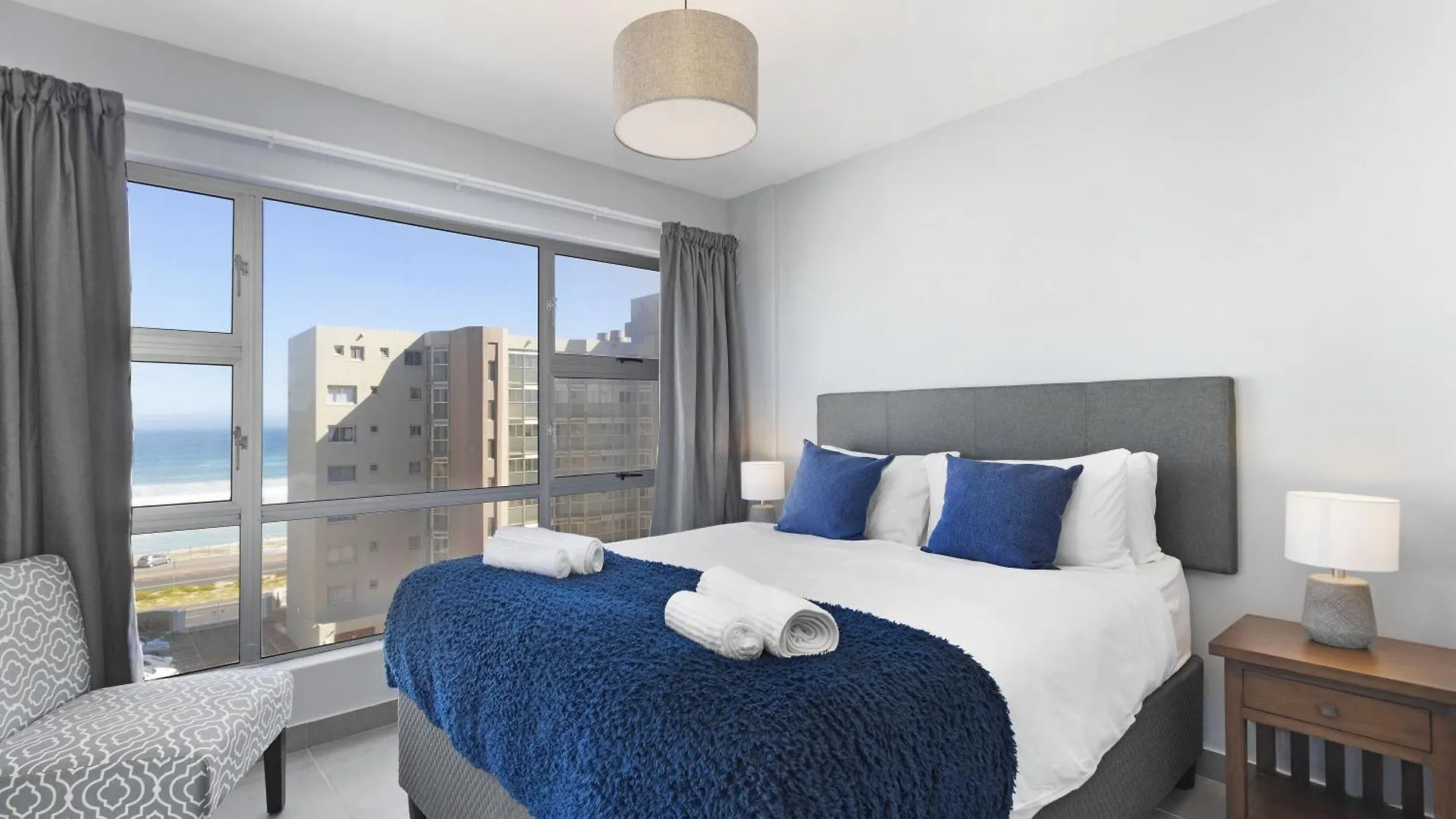 Ocean View 503 Apartment Bloubergstrand